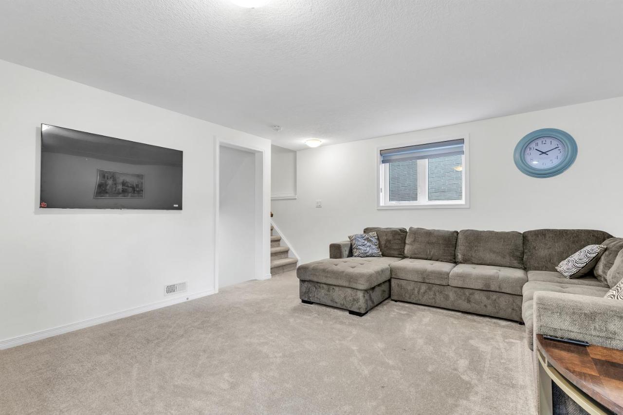 Modern 1 Bedroom + Den In Cambridge Luaran gambar