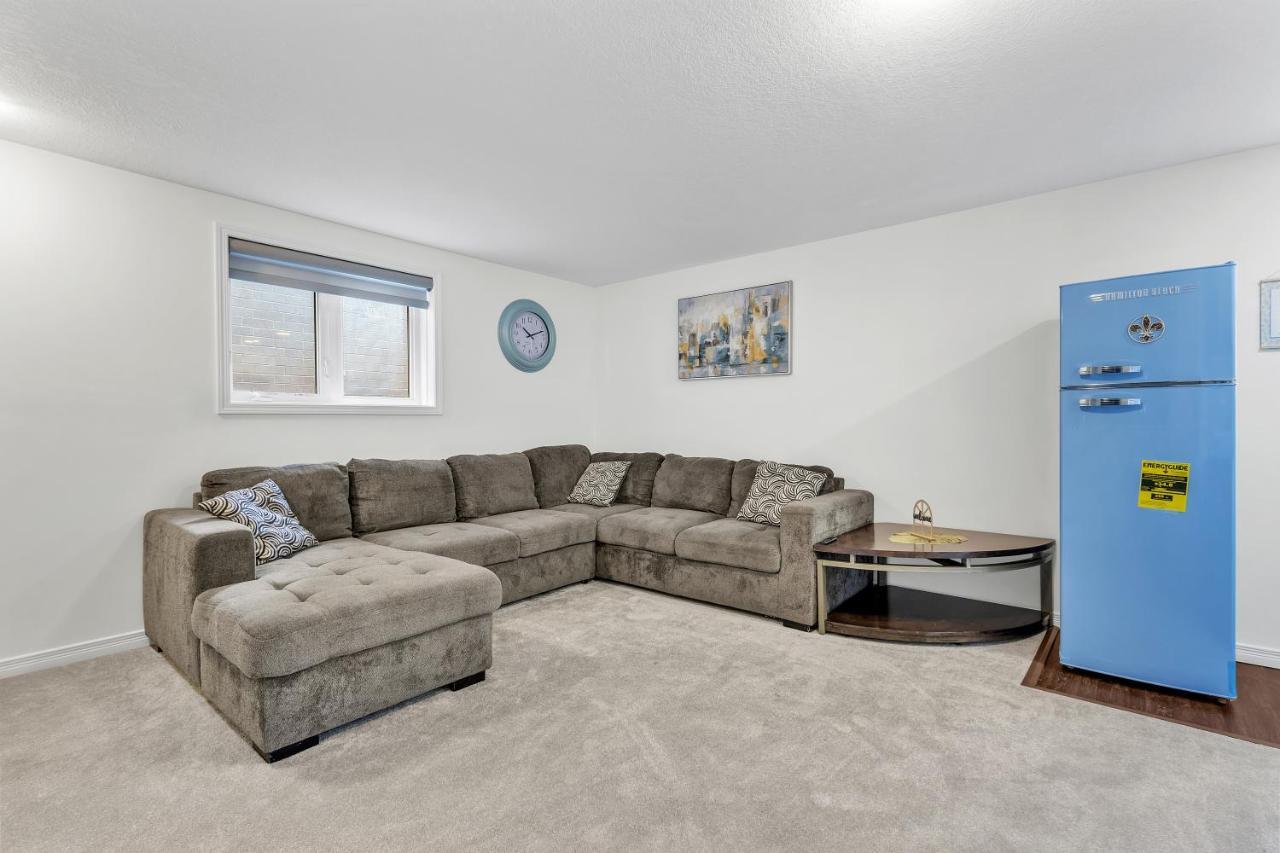 Modern 1 Bedroom + Den In Cambridge Luaran gambar