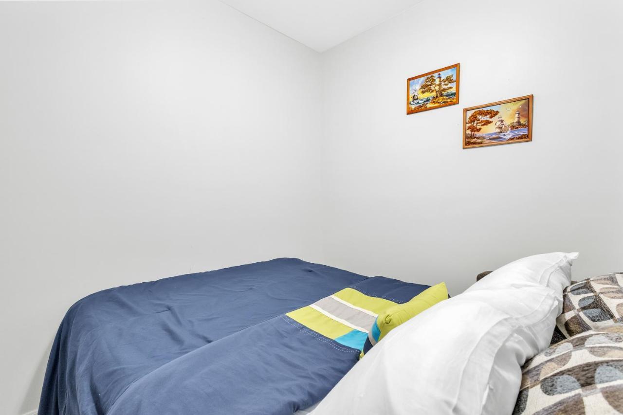 Modern 1 Bedroom + Den In Cambridge Luaran gambar