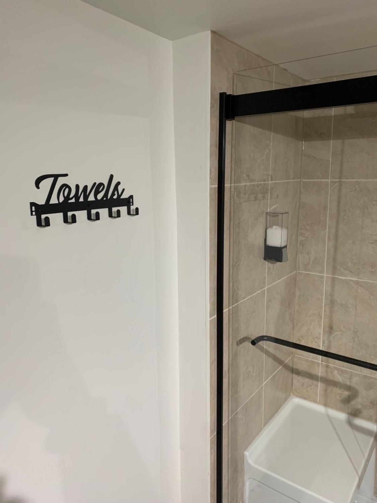 Modern 1 Bedroom + Den In Cambridge Luaran gambar